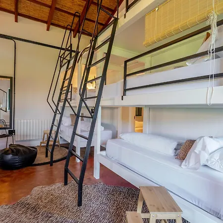 Karibu Boutique Villa *