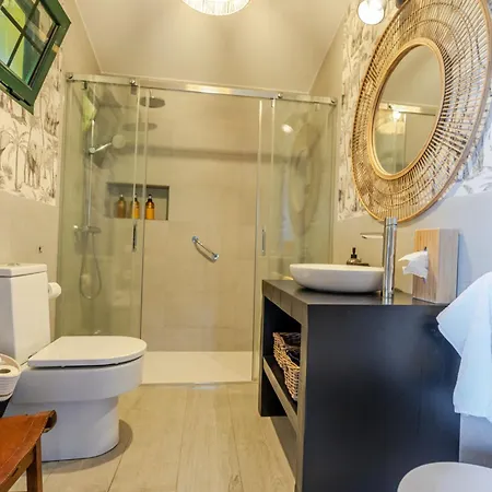 Karibu Boutique Villa Vega de San Mateo