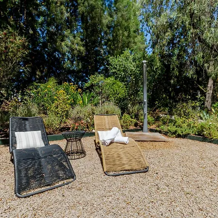 Karibu Boutique Villa *