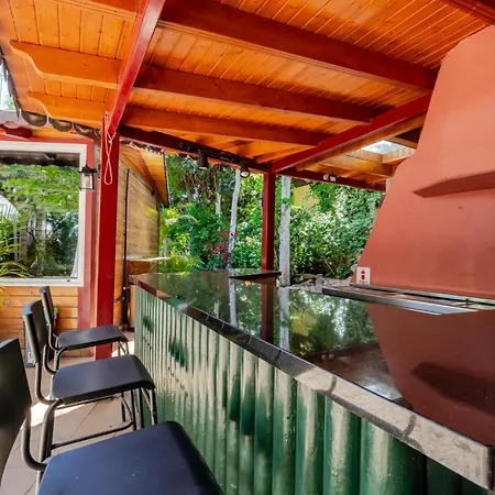 Karibu Boutique Villa Vega de San Mateo