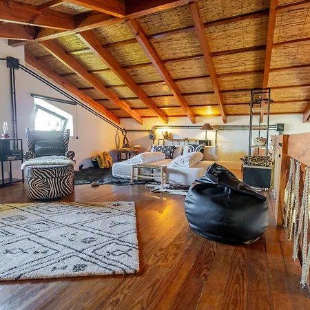Karibu Boutique Villa
